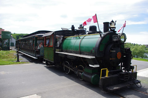 Portage Flyer under steam